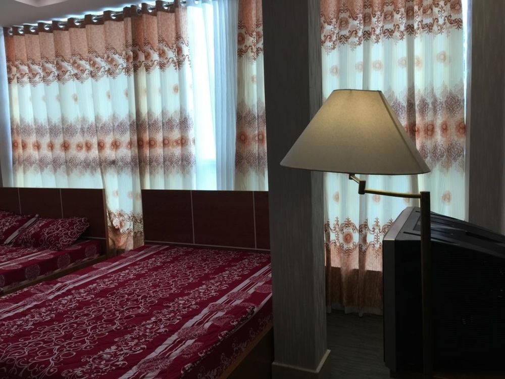 Venus Hotel - 2I1A Bach Dang P2 Tan Binh Хошимин Экстерьер фото