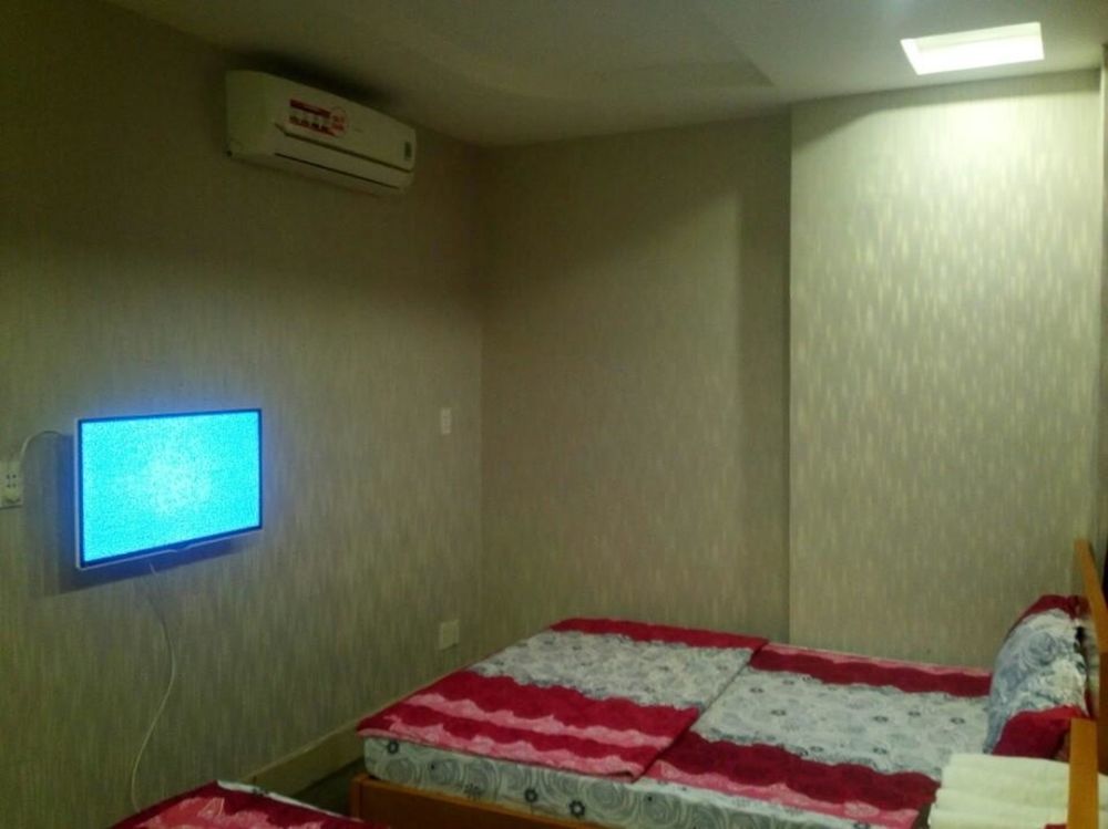 Venus Hotel - 2I1A Bach Dang P2 Tan Binh Хошимин Экстерьер фото